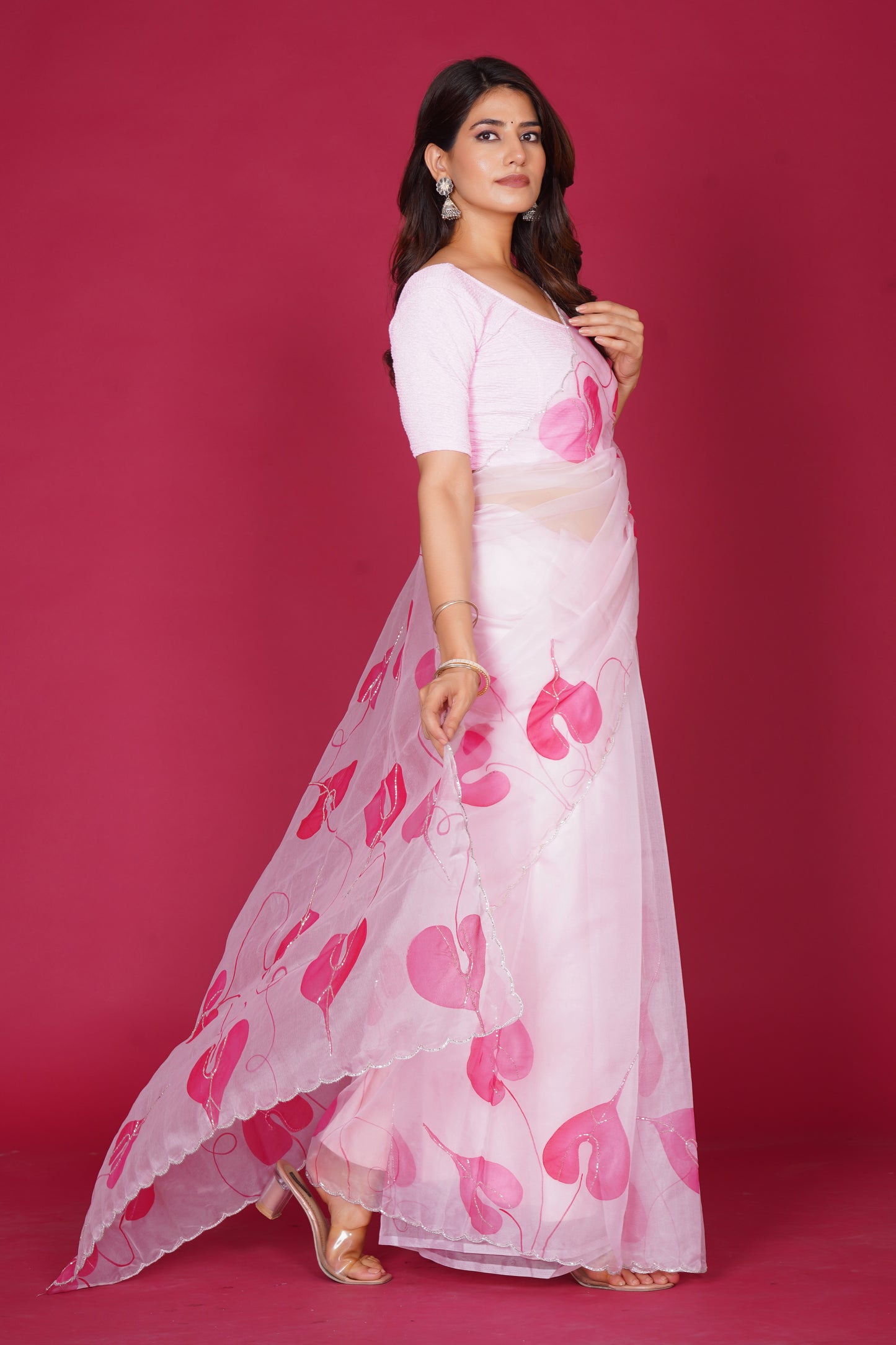 Leaf Organza – White Saree with Pink Leaf Motifs