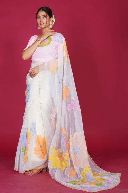 Gull Bahar – White Saree with Pastel Floral Motifs 🌸